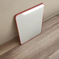 白い画板の画像