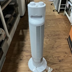 タワーファン✨IRISOHYAMA2021年製TWF-M73-W扇風機送風機動作未確認❣️白黒の画像