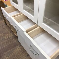 【ジャングルジャングル広陵店】食器棚　ホワイトの画像