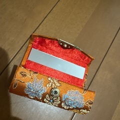 ベトナムお土産　シャツ　リップケースの画像