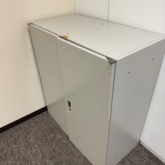オカムラ　キャビネットの画像