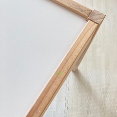 IKEA【LÄTT レット】子ども用テーブル,チェア2脚付の画像