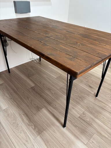 ダイニングテーブル