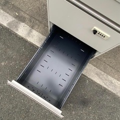 G118🉐イトーキ インクルード 3段ワゴン  の画像