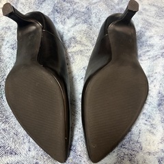 黒のパンプス
の画像