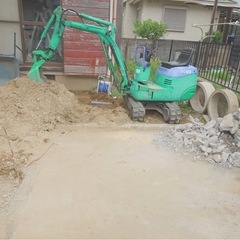 マイクロユンボ貸します