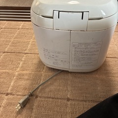 炊飯器の画像
