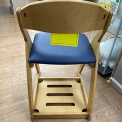 ☆ドリーム荒牧店☆ジモティー割引有☆【クリーニング済】イトーキ　学習椅子の画像