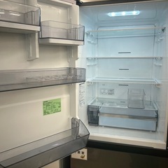 3ドア冷蔵庫　TOSHIBA    GR-V36SVLの画像