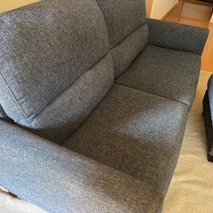 ●2人掛けソファー●オットマン付きの画像