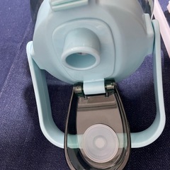 ウォーターボトル（水筒・2リットル）の画像