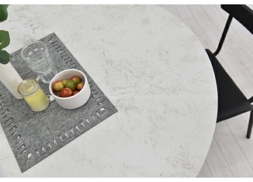 ダイニングテーブル　大理石風　　ホワイト