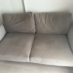【新品購入・使用期間2年弱】LOWYA2人掛けソファー（グレー）の画像