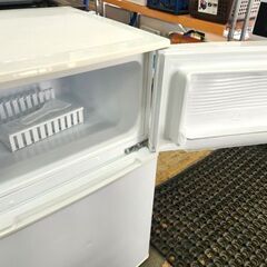 2ドア冷蔵庫 90L 2018年製 ユーイング UR-D90J ホワイト 直冷式 一人暮らし  100Lクラス以下 札幌市 平岸店の画像