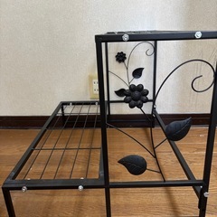 2段プランタースタンドの画像