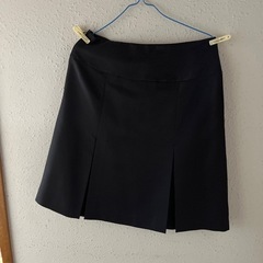 黒スーツ13号の画像