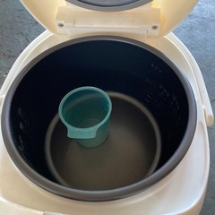 炊飯器の画像