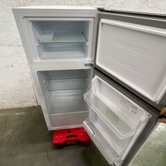 【Hisense】 ハイセンス ノンフロン冷凍冷蔵庫 HR-B12E4W 124L 2025年製 2ドア冷蔵庫 動作確認済み 一人暮らし A0411の画像