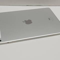 【Wi-Fi+Cellular】iPad Air 2/A1567/128GB〈MGWM2J/A〉の画像