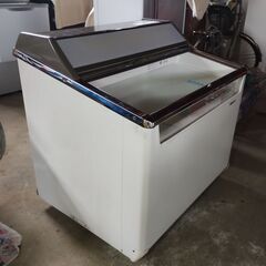 U【直接引取】SANYO　業務用アイスストッカー　冷凍ショーケース（SCR-090DN）/白/冷凍庫/通電確認済/動作確認済の画像