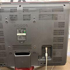 SHARP AQUOS 32V型 液晶テレビ LC-32D10 レッド 2007年製 世界の亀山モデル 通電確認 日本製 E202表示 受信未確認の画像