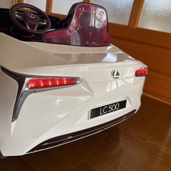 レクサス LC500 1人乗り 子供用 電動自動車 リモコン付き おもちゃの画像