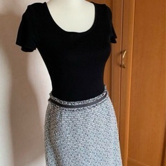 洋服おまとめ　新品４点と、ブランドワンピース、などの画像