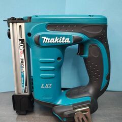 【中古】マキタ　14.4V　充電式タッカ　ST120D　充電器×1、バッテリ×2、ステープル付き【ハンズクラフト熊本けやき通り店】【店頭取引限定】の画像