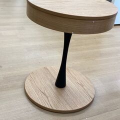 ★ジモティ割引あり★【リユースのサカイ野々市店】　サイドテーブル　茶系　40(幅)×40(奥行き)×49(高さ)cm ※クリーニング済みの画像