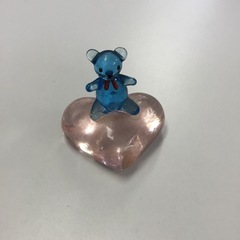 クマ　ブルー　ハート　ガラス細工　置き物　ミニチュアの画像