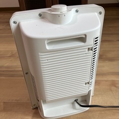 セラミックファンヒーターの画像
