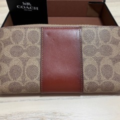 coach 長財布の画像