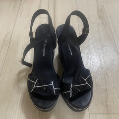 厚底サンダルの画像