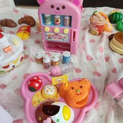 美品　メルちゃん　まとめ売り　トイレ　冷蔵庫　自動販売機　トイレ　おままごとの画像