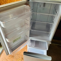 直接引き取り2,800円引き⭐︎大阪府下又は近郊は配送設置込み🉑SHARP 167L 冷凍冷蔵庫 SJ-D17B-S 2016年製/YMJ093-24の画像