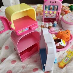 美品　メルちゃん　まとめ売り　トイレ　冷蔵庫　自動販売機　トイレ　おままごとの画像
