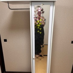 鏡　ハンガーラック付き収納の画像