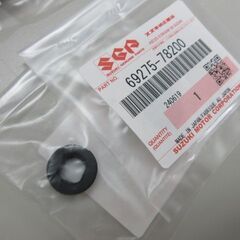 新品 スズキ 純正部品 SUZUKI ジムニー用 パッド クォータウィンド 6点 / カバー トリップメータ 1点 / グロメット 1点 / 全8点まとめ売りの画像