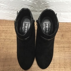 パンプス　ショートブーツ　レディースの画像