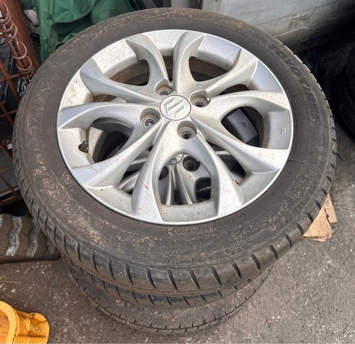 スズキ　ソリオ　純正ホイールタイヤセット　4本　165/6015