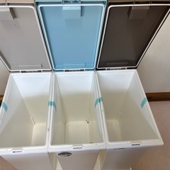 こじゃれた三連ゴミ箱(20リットル 3個)の画像