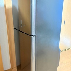 シャープ冷蔵庫の画像