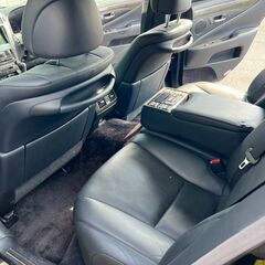 マイカーローン(低金利1.6%〜)から自社ローンまで取り扱い中♪　レクサス　LS460♪　　お問い合わせ大歓迎です♪！の画像