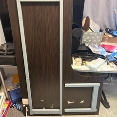 L字テーブルの画像