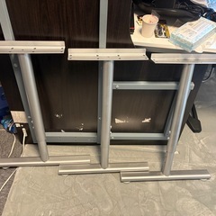 L字テーブルの画像