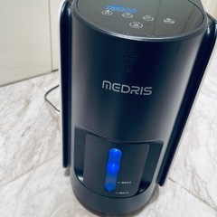 酸素発生器と酸素ケージの画像