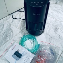 酸素発生器と酸素ケージの画像