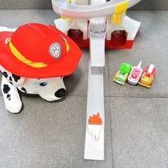 パウパトロール　パウっと出動！DXパウステーション　ダイキャストビーグル3台　おまけぬいぐるみ付きの画像