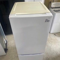 NO B505🌈福岡市内配送設置無料✨🌈ヤマダオリジナル 冷蔵庫 159L 右開き 2ドア 幅48.6cm 一人暮し向け 耐熱トップテーブル REFAGE YRZ-F15MW ホワイト系　2022年の画像