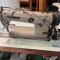 ブラザー☆工業用ミシンDB2-B755-3の画像